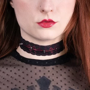 Red choker Spikey